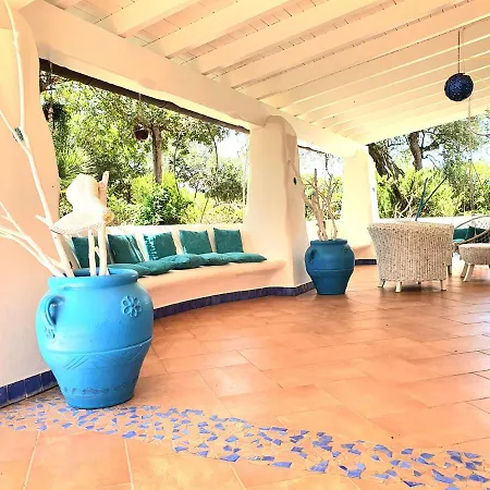 La Casa Dell'artista - Completamente Recintata Con Giardino Privato Orosei