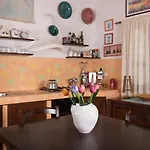 La Casa Dell'artista - Completamente Recintata Con Giardino Privato Βίλα