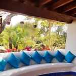 La Casa Dell'artista - Completamente Recintata Con Giardino Privato Orosei